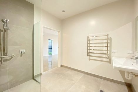 Photo of property in 9 Whakarato Way, Takanini, 2112