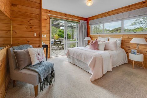 Photo of property in 34 Lochend Place, Highland Park, Auckland, 2010