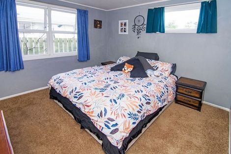 Photo of property in 63 River Road, Masterton, 5810