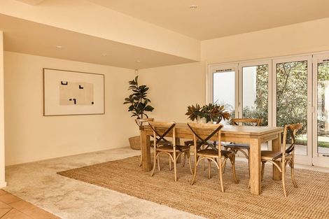 Photo of property in 168 Te Mata Peak Road, Havelock North, 4130