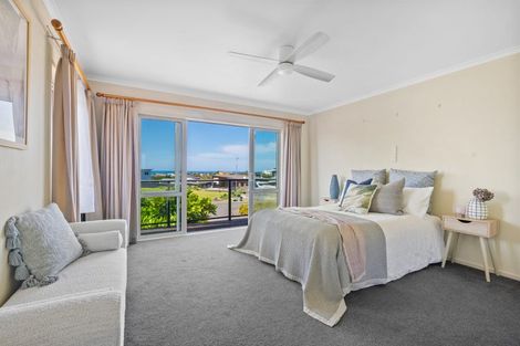 Photo of property in 43 Tuturu View, Ruakaka, 0116