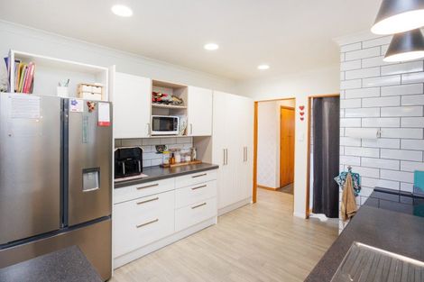 Photo of property in 50 Haydon Street, Roslyn, Palmerston North, 4414