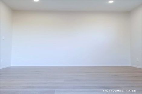 Photo of property in 49a Prince Regent Drive, Half Moon Bay, Auckland, 2012