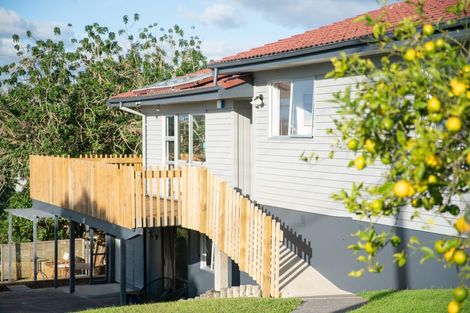 Photo of property in 191 Rangatira Road, Beach Haven, Auckland, 0626