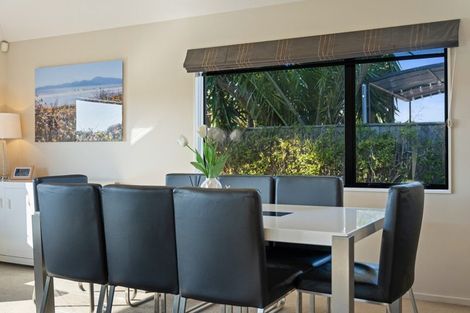 Photo of property in 17 Gandalf Crescent, Paraparaumu, 5032