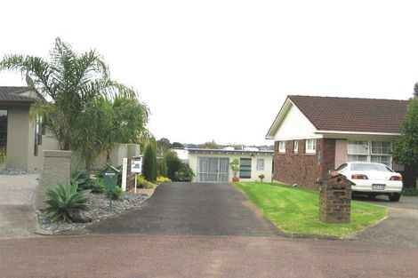 Photo of property in 20 Ganymede Place, Half Moon Bay, Auckland, 2012