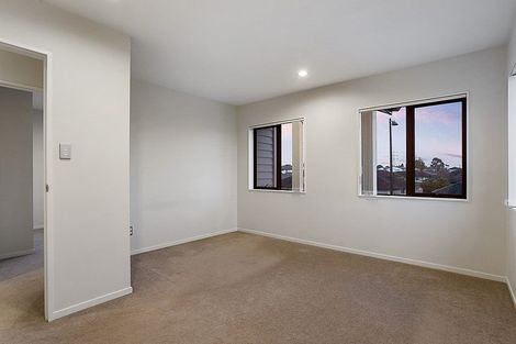 Photo of property in 16 Dalray Avenue, Takanini, 2112