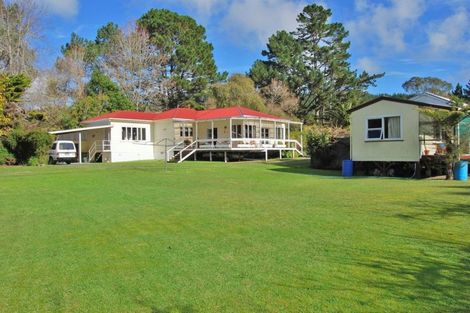 Photo of property in 704 State Highway 1, Wellsford, 0975