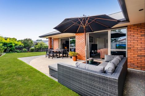 Photo of property in 7 Portland Drive, Highlands Park, New Plymouth, 4312