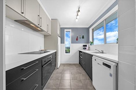 Photo of property in 3 Dundas Place, Henderson, Auckland, 0612