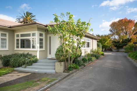 Photo of property in 2/281 Park Road, Hokowhitu, Palmerston North, 4410