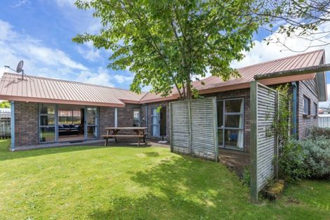 Photo of property in 12 Runuku Grove, Turangi, 3334