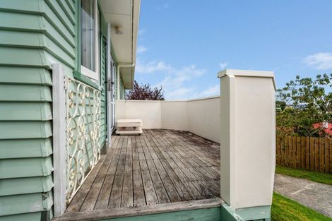Photo of property in 33 Henderson Crescent, Parkvale, Tauranga, 3112