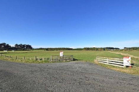 Photo of property in 105 Sunrise Drive, Seaward Bush, Invercargill, 9812
