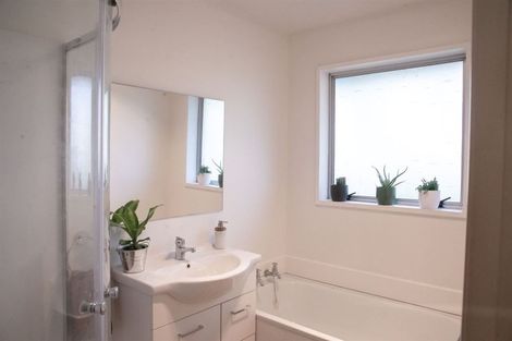 Photo of property in 1/17 Kuaka Crescent, Bromley, Christchurch, 8062