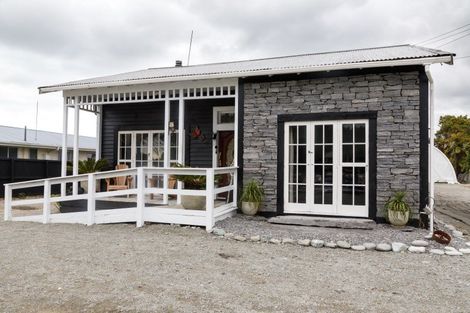 Photo of property in 70 Moorhouse Street, Ross, 7812