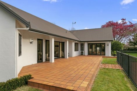 Photo of property in 23 Cowley Drive, Leamington, Cambridge, 3432