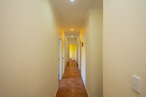 Photo of property in 137 Knorp Street, Halcombe, Feilding, 4779