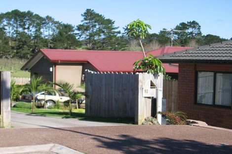 Photo of property in 52 View Ridge Drive, Ranui, Auckland, 0612