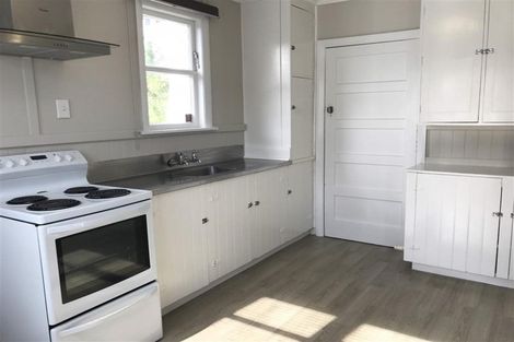 Photo of property in 113 Bowhill Road, New Brighton, Christchurch, 8083