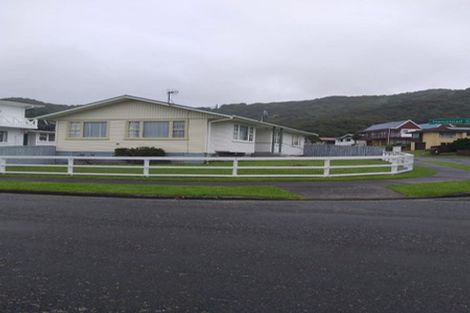Photo of property in 7 Enfield Street, Wainuiomata, Lower Hutt, 5014