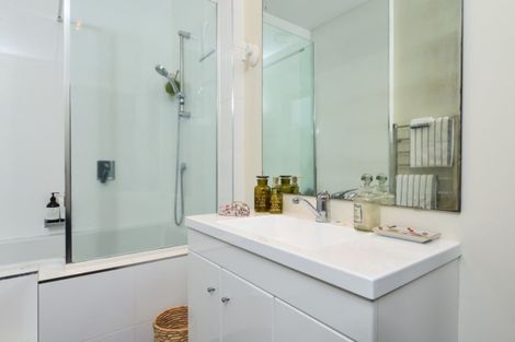 Photo of property in 2 Ranui Street, Dinsdale, Hamilton, 3204