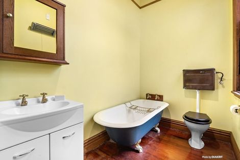 Photo of property in 11 Emerson Street, Berhampore, Wellington, 6023