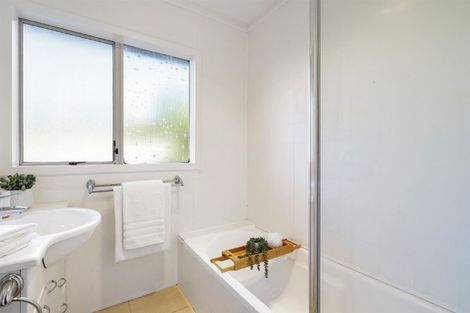 Photo of property in 78 Stapleford Crescent, Browns Bay, Auckland, 0630