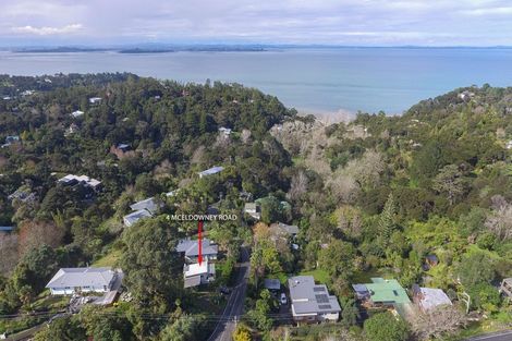 Photo of property in 4 Mceldowney Road, Titirangi, Auckland, 0604