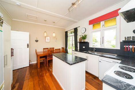 Photo of property in 9 Fitzroy Street, Feilding, 4702