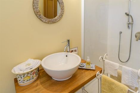 Photo of property in 27 Bond Street, Marton, 4710