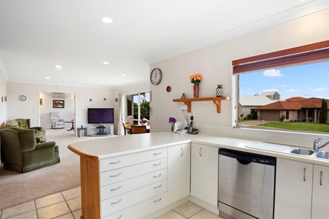 Photo of property in 88 Waikite Road, Welcome Bay, Tauranga, 3175