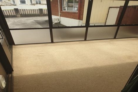 Photo of property in 3/62 Moana Avenue, One Tree Hill, Auckland, 1061