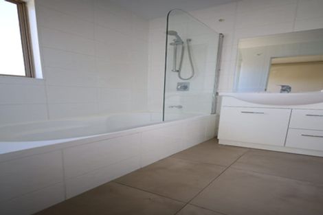 Photo of property in 4/30 Pacific Avenue, Mount Maunganui, 3116