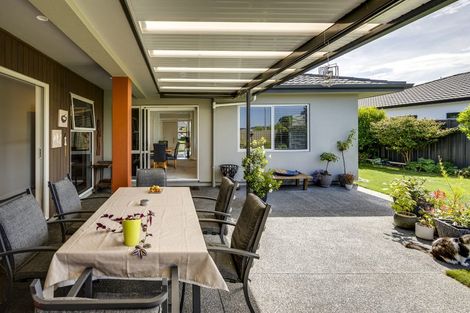 Photo of property in 22 Pukaki Place, Poraiti, Napier, 4112