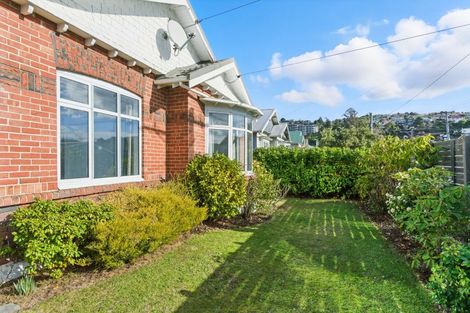 Photo of property in 253 Macandrew Road, Forbury, Dunedin, 9012