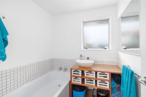 Photo of property in 5 Sophora Place, Parklands, Christchurch, 8083