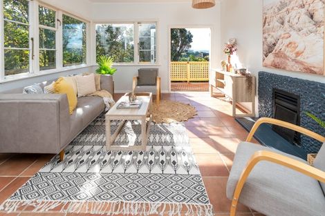 Photo of property in 99 Monorgan Road, Strathmore Park, Wellington, 6022