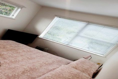 Photo of property in 8 Aplin Place, Birkdale, Auckland, 0626