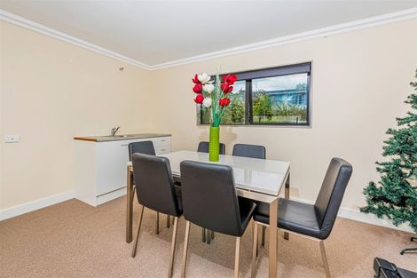 Photo of property in 10a Yule Place, Massey, Auckland, 0614