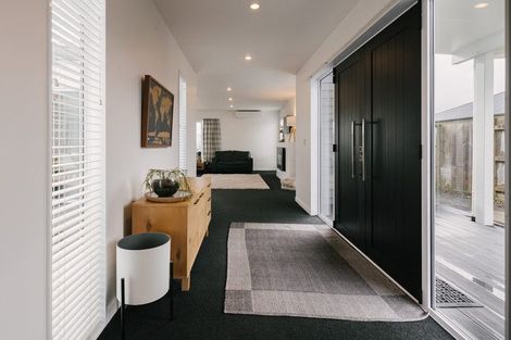 Photo of property in 10 Monaco Grove, Fitzherbert, Palmerston North, 4410