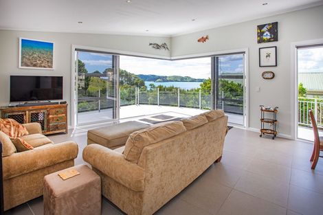 Photo of property in 56 Puriri Road, Te Kouma, Coromandel, 3581