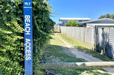 Photo of property in 161 Karewa Parade, Papamoa Beach, Papamoa, 3118