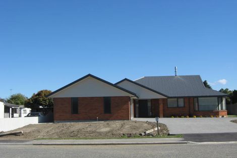 Photo of property in 49 Allnatt Street, Temuka, 7920