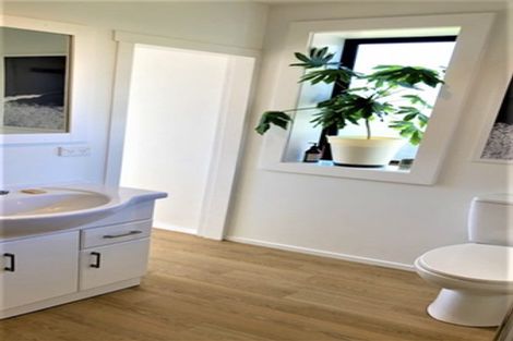 Photo of property in 74 Fingall Street, South Dunedin, Dunedin, 9012