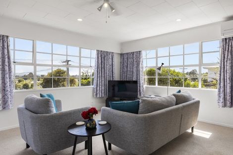 Photo of property in 2/17 Cumberland Street, Tauhara, Taupo, 3330