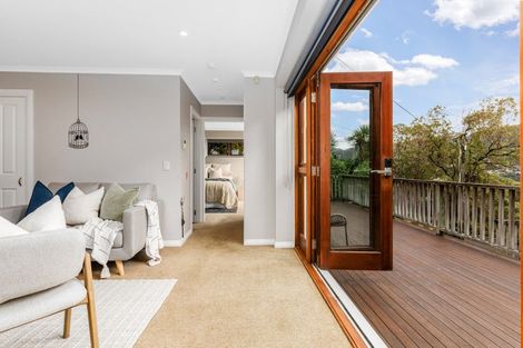 Photo of property in 129 Cockayne Road, Khandallah, Wellington, 6035