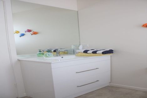 Photo of property in 59 Field Way, Waikanae Beach, Waikanae, 5036