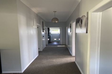 Photo of property in 112 Upper Fitzherbert Road, Wainuiomata, 5373