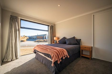 Photo of property in 17 Mistake Drive, Lake Tekapo, 7999